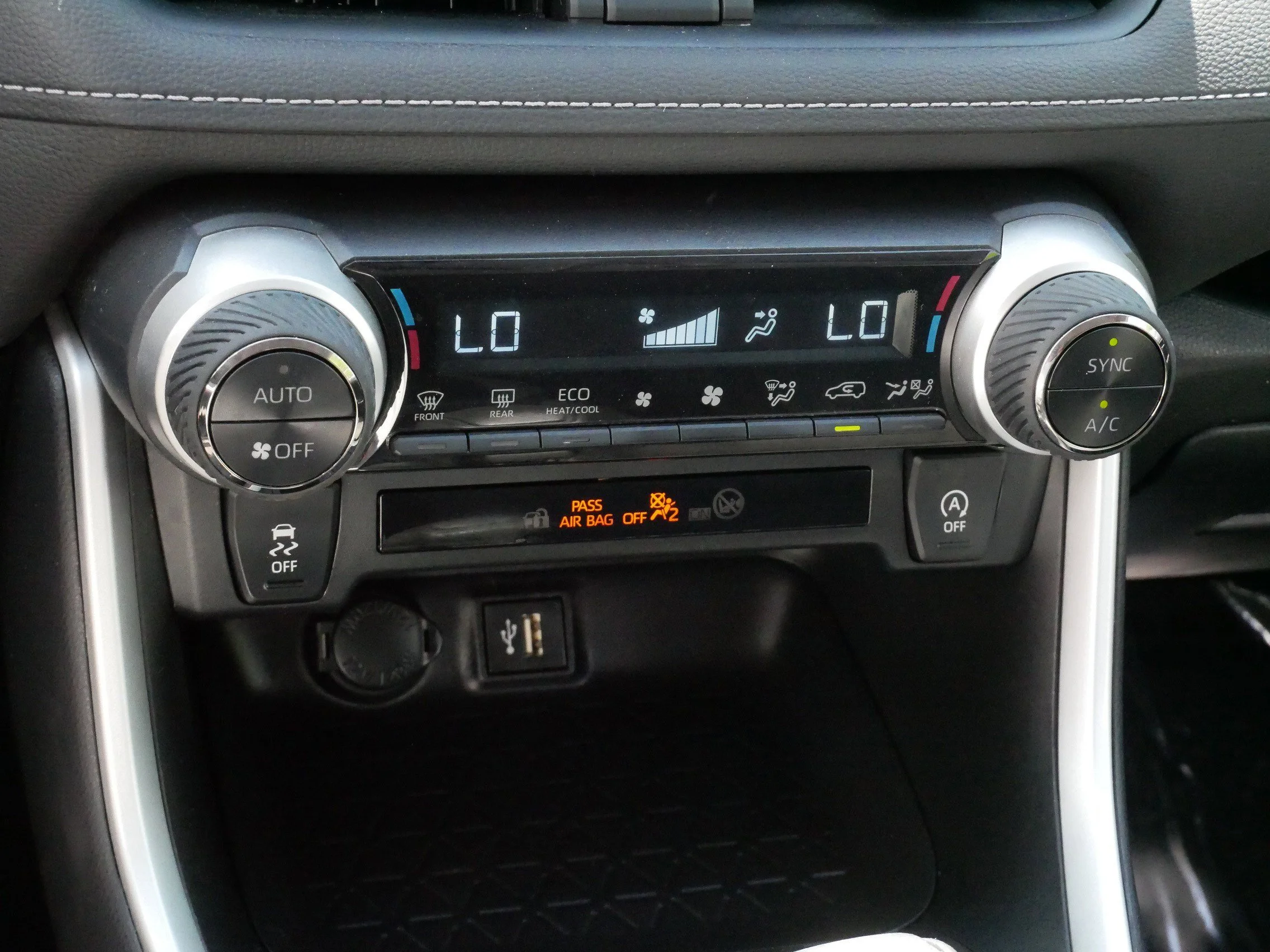 Used 2023 Silver Sky Metallic Toyota XLE image 23