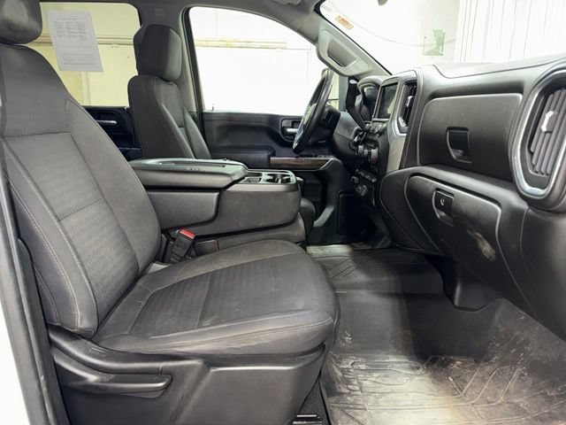 Used 2020 SUMMIT WHITE Chevrolet LT image 23