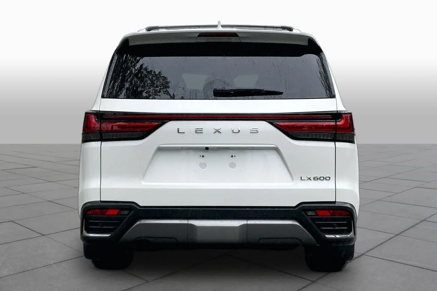 Used 2024 Eminent White Pearl Lexus Luxury image 4