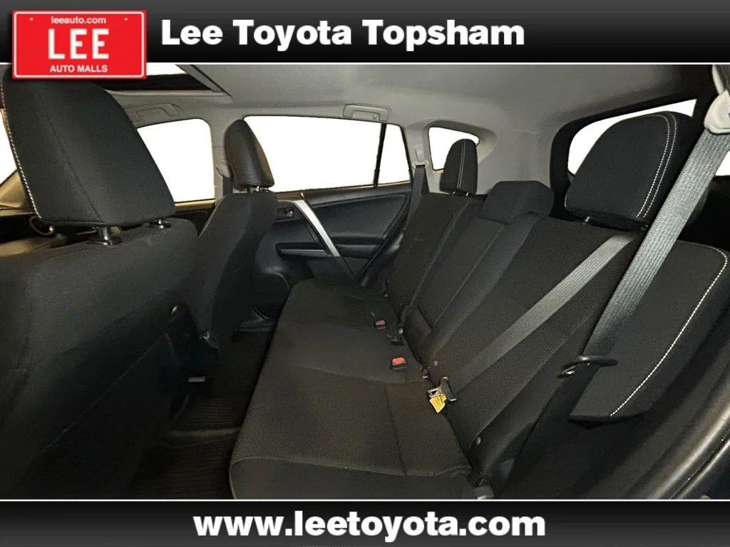 Used 2017 Magnetic Gray Metallic Toyota XLE image 13