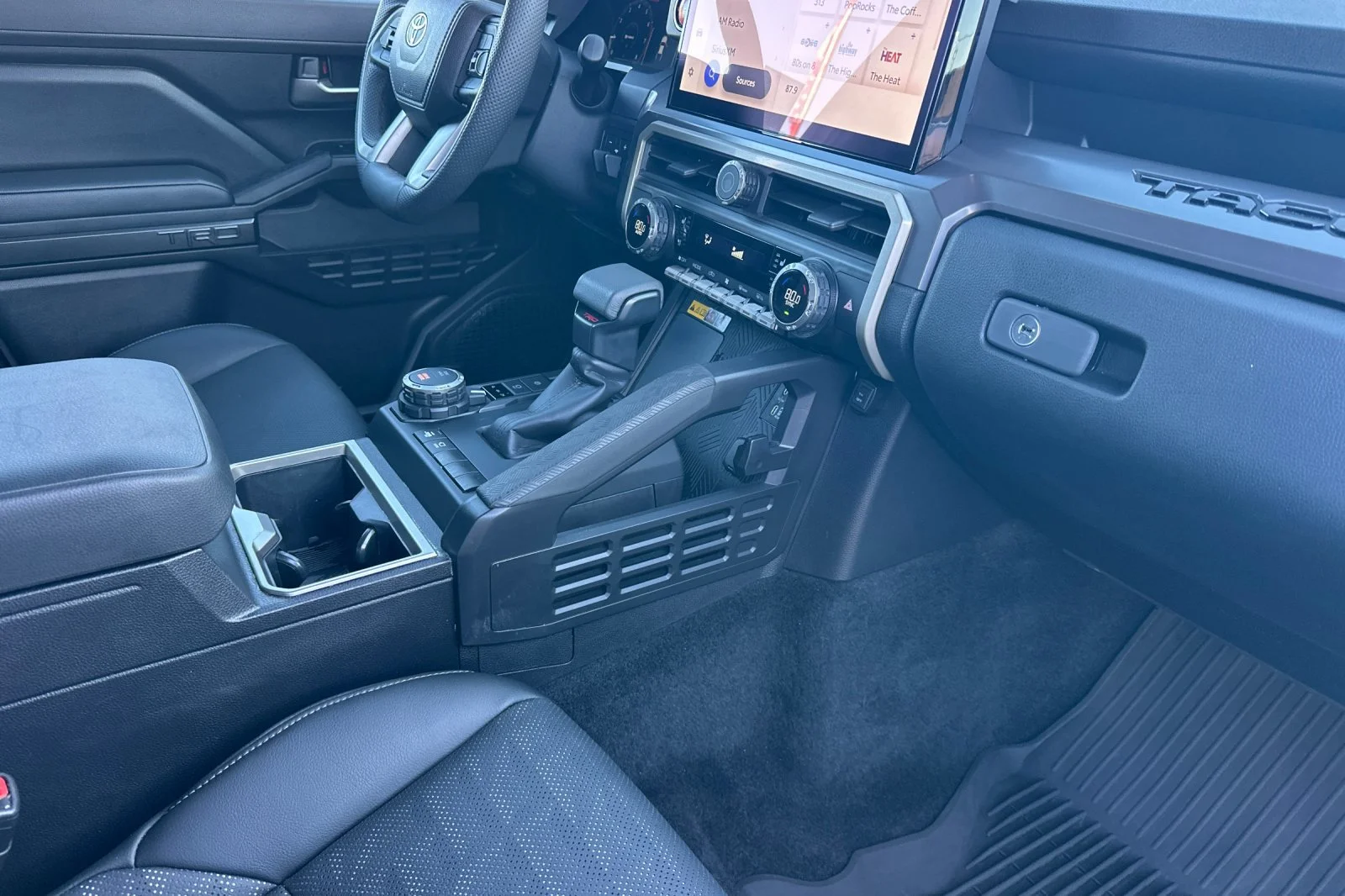 2024 Toyota Tacoma TRD Sport - Photo 21