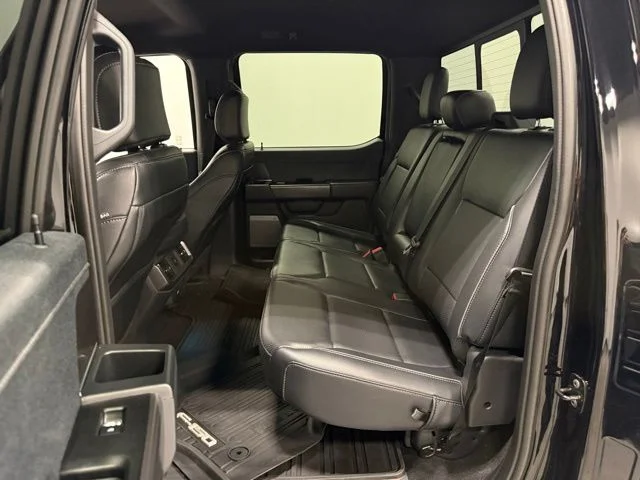 Used 2025 Black Ford Lariat image 32