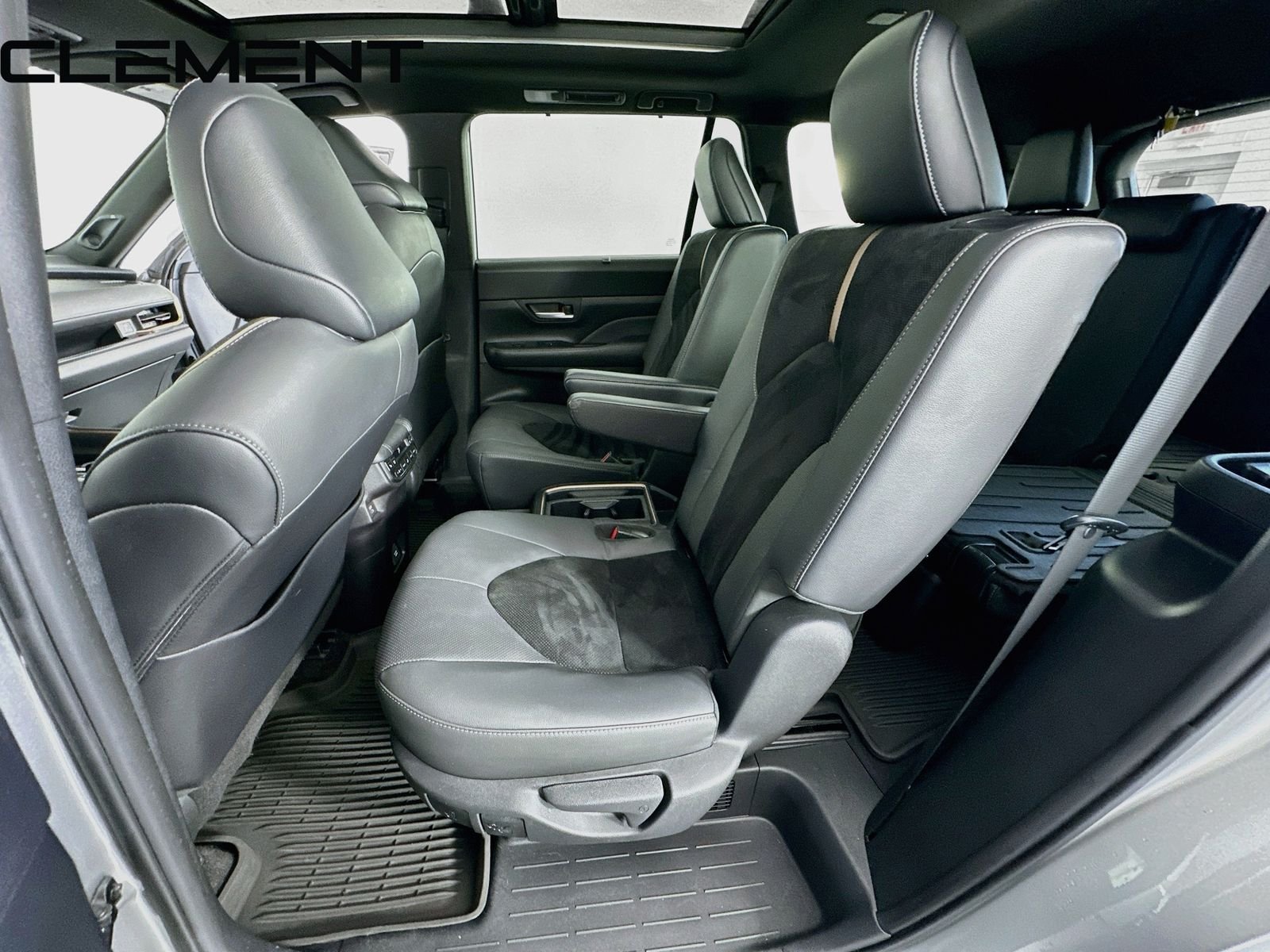 2024 Toyota Grand Highlander Platinum - Photo 33