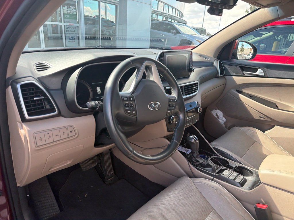 Used 2019 Red Hyundai Ultimate image 9
