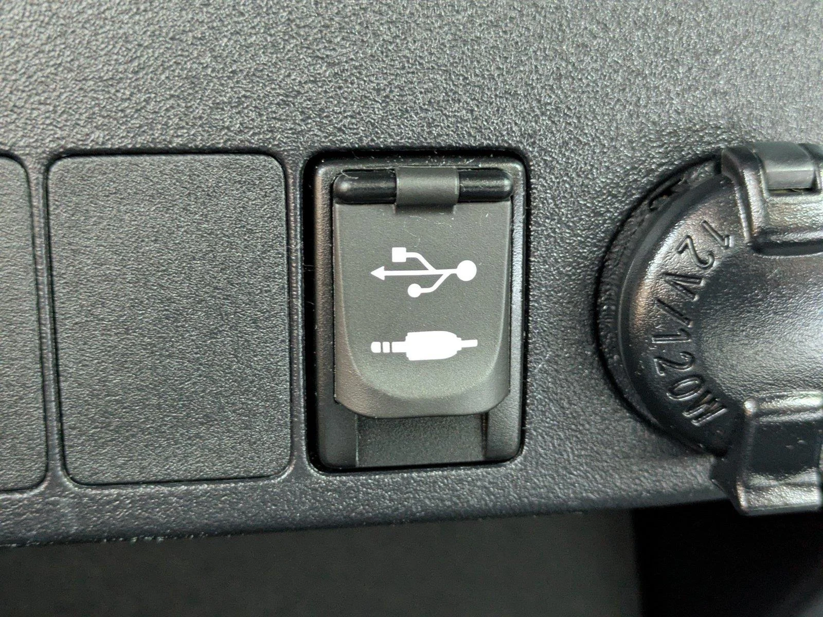 Used 2017 Super White Toyota SE image 22
