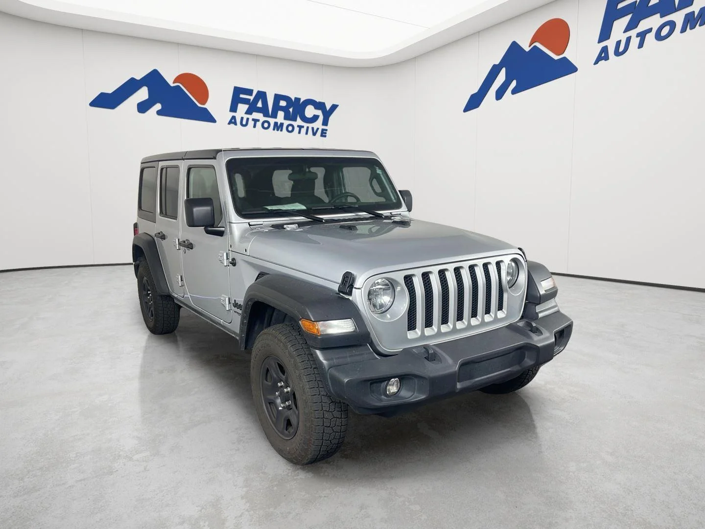Used 2022 Silver Zynith Clearcoat Jeep Unlimited Sport image 4