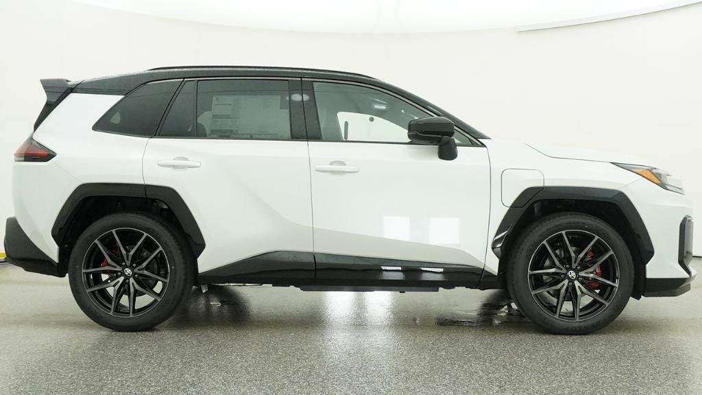 New 2026 Wind Chill Pearl with Midnight Black Metallic roof Toyota GR SPORT image 40