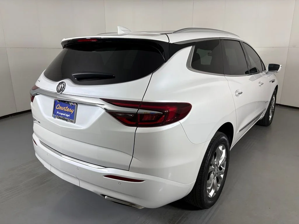 Used 2020 White Buick Avenir image 8