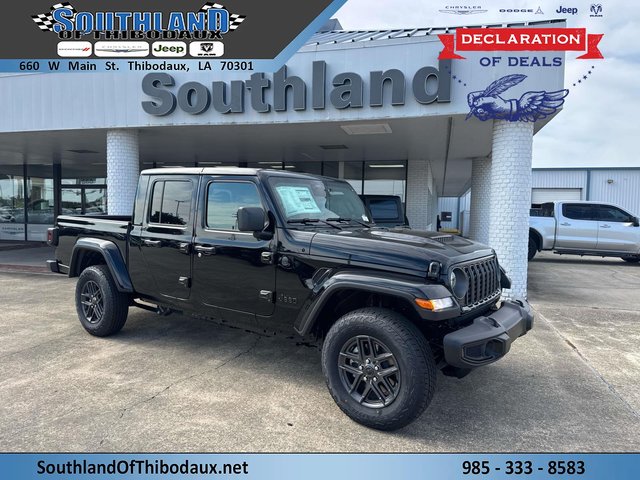 New 2026 Jeep Gladiator Sport S Crew Cab in Houma #T6J003