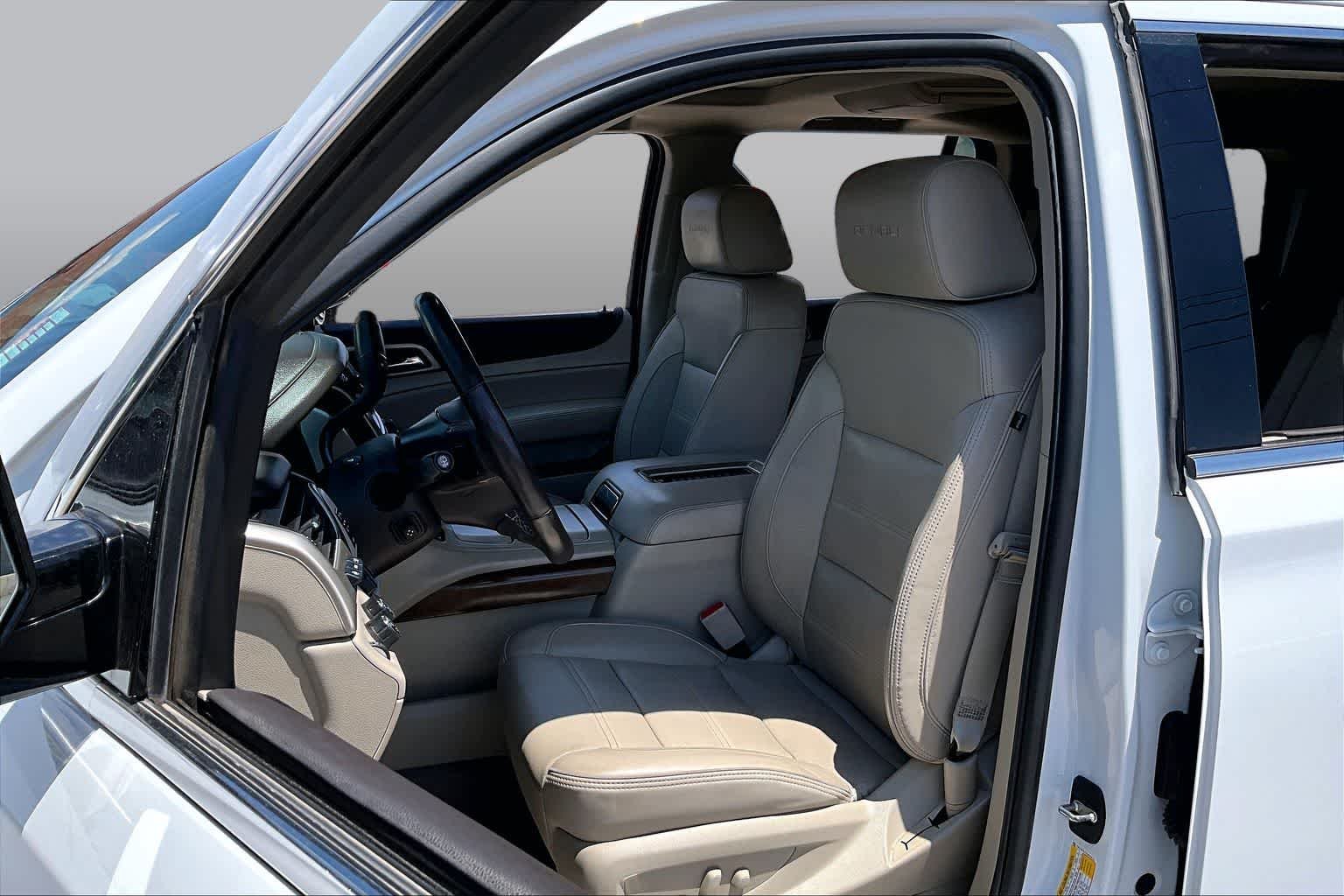 Used 2019 Summit White GMC Denali image 8