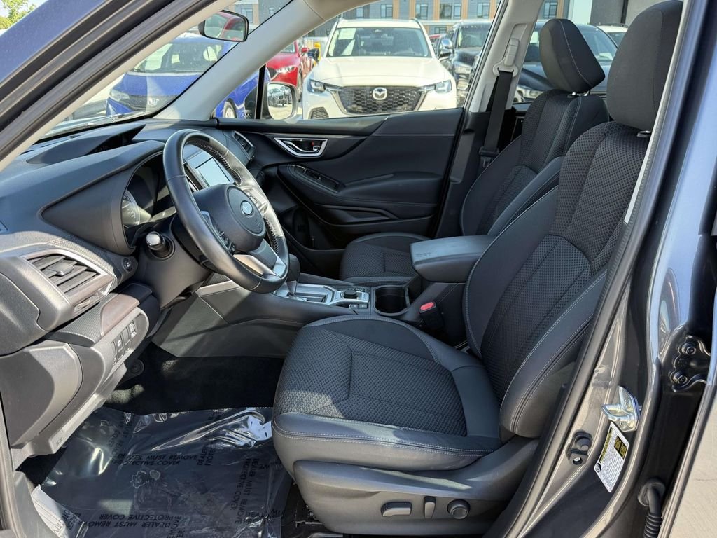 Used 2022 Gray Subaru Premium image 14
