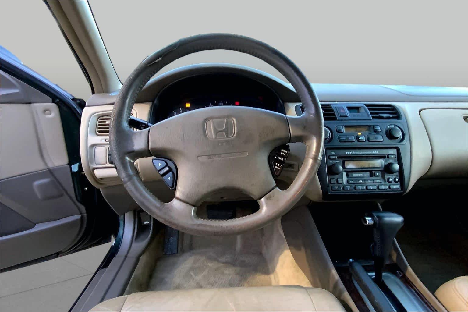 Used 2001 Dark Emerald Pearl Honda EX w/Leather image 5