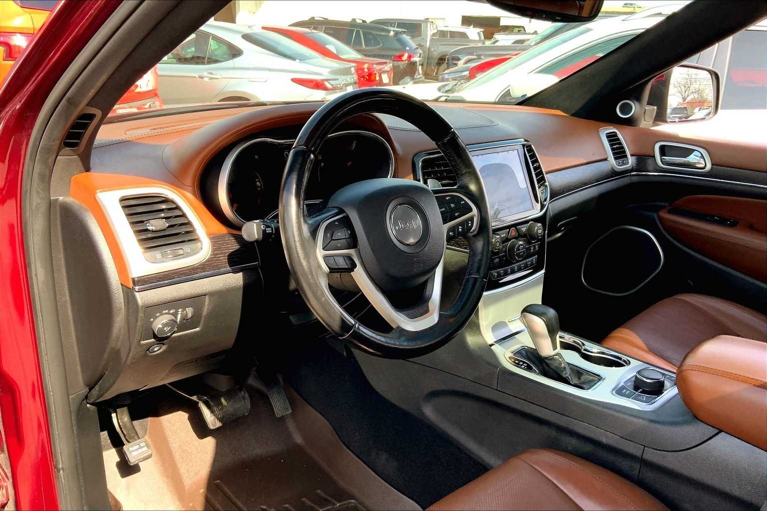 Used 2020 Velvet Red Pearlcoat Jeep Summit image 18