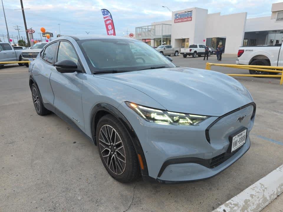 Used 2024 Glacier Gray Metallic TriCoat Ford Premium image 2