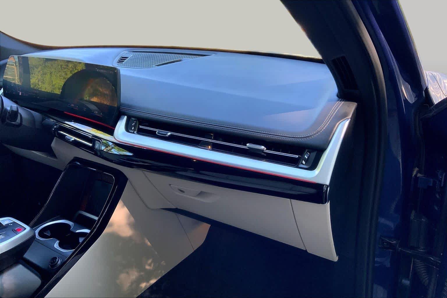 Used 2023 Phytonic Blue Metallic BMW xDrive28i image 18