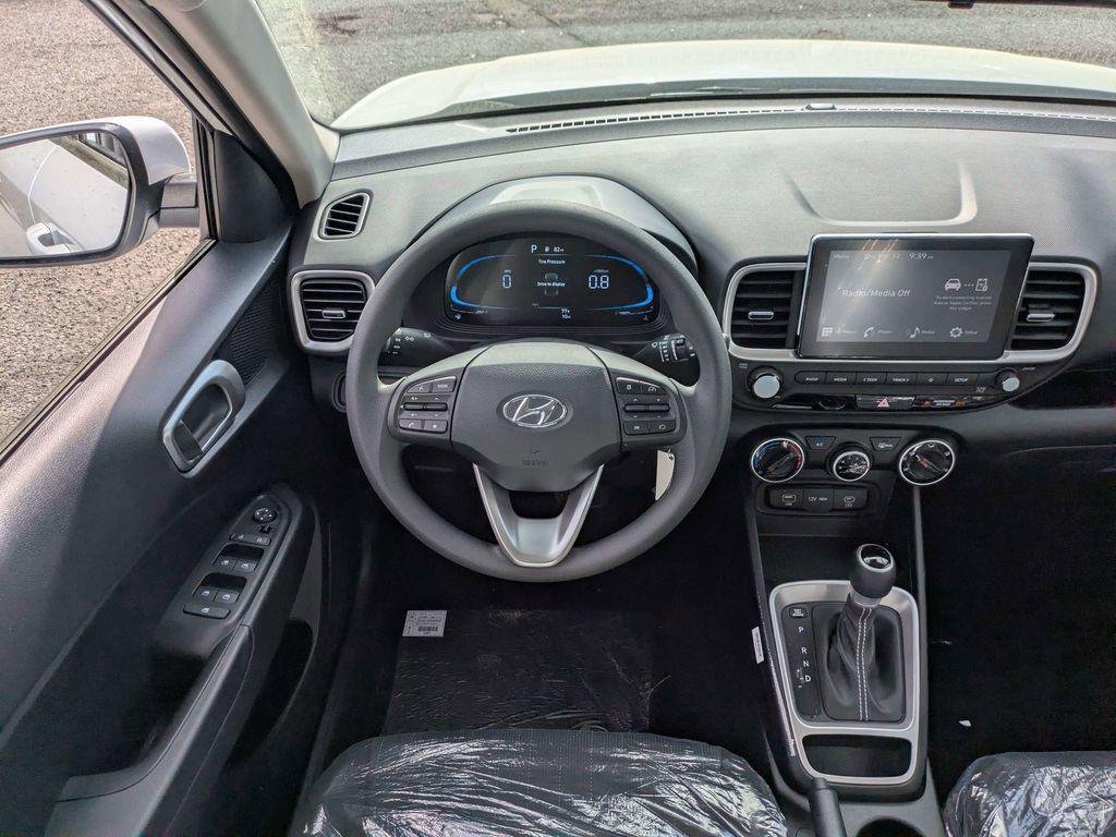 New 2026 White Hyundai SE image 15