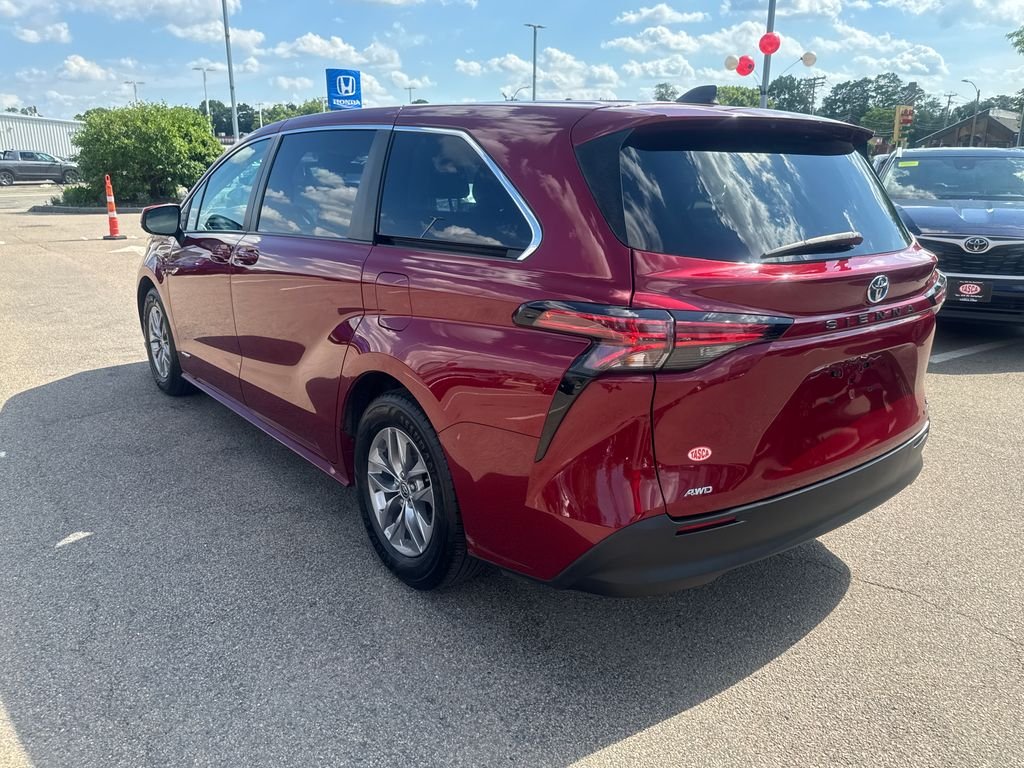 Used 2021 Red Toyota LE image 5