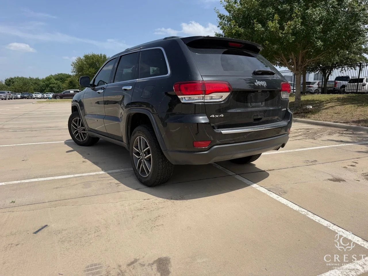 Used 2022 Diamond Black Crystal Pearlcoat Jeep Limited image 5