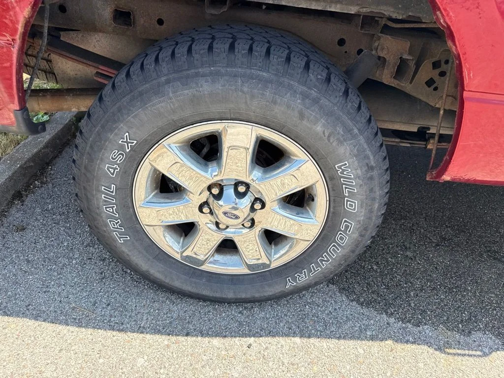 Used 2013 Ruby Red Metallic Ford XLT image 6