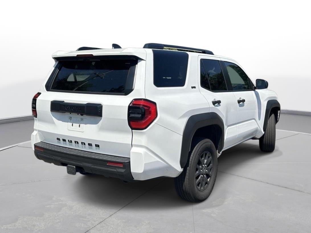 Used 2025 Ice Cap Toyota SR5 image 6