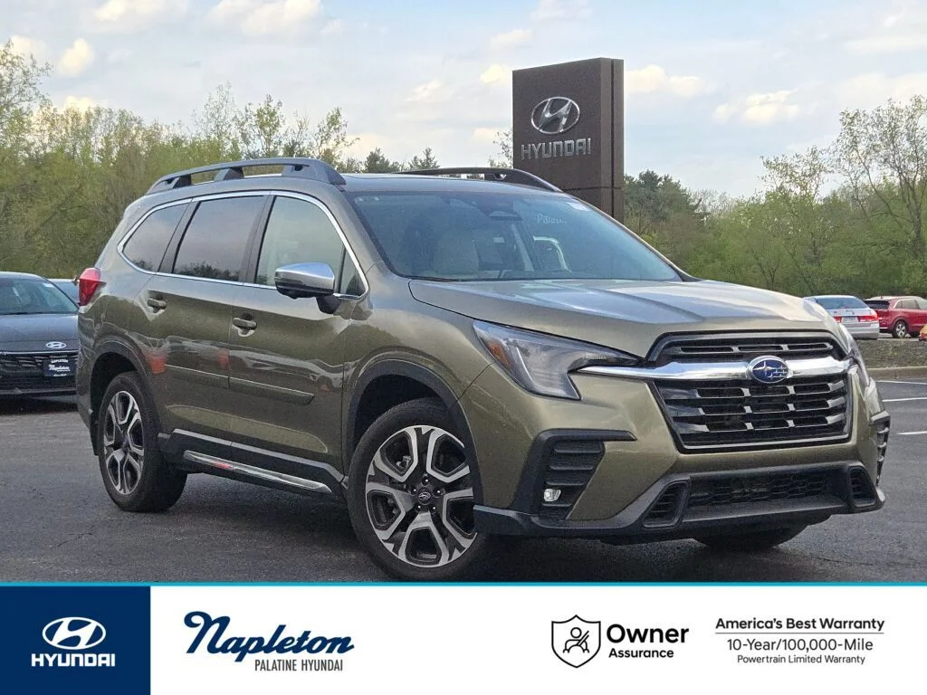 2023 Subaru Ascent Limited 7 Passenger's photo