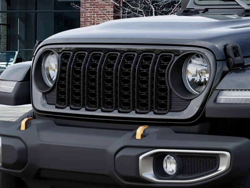New 2026 Black Clear-Coat Exterior Paint Jeep 85th Anniversary Edition image 37