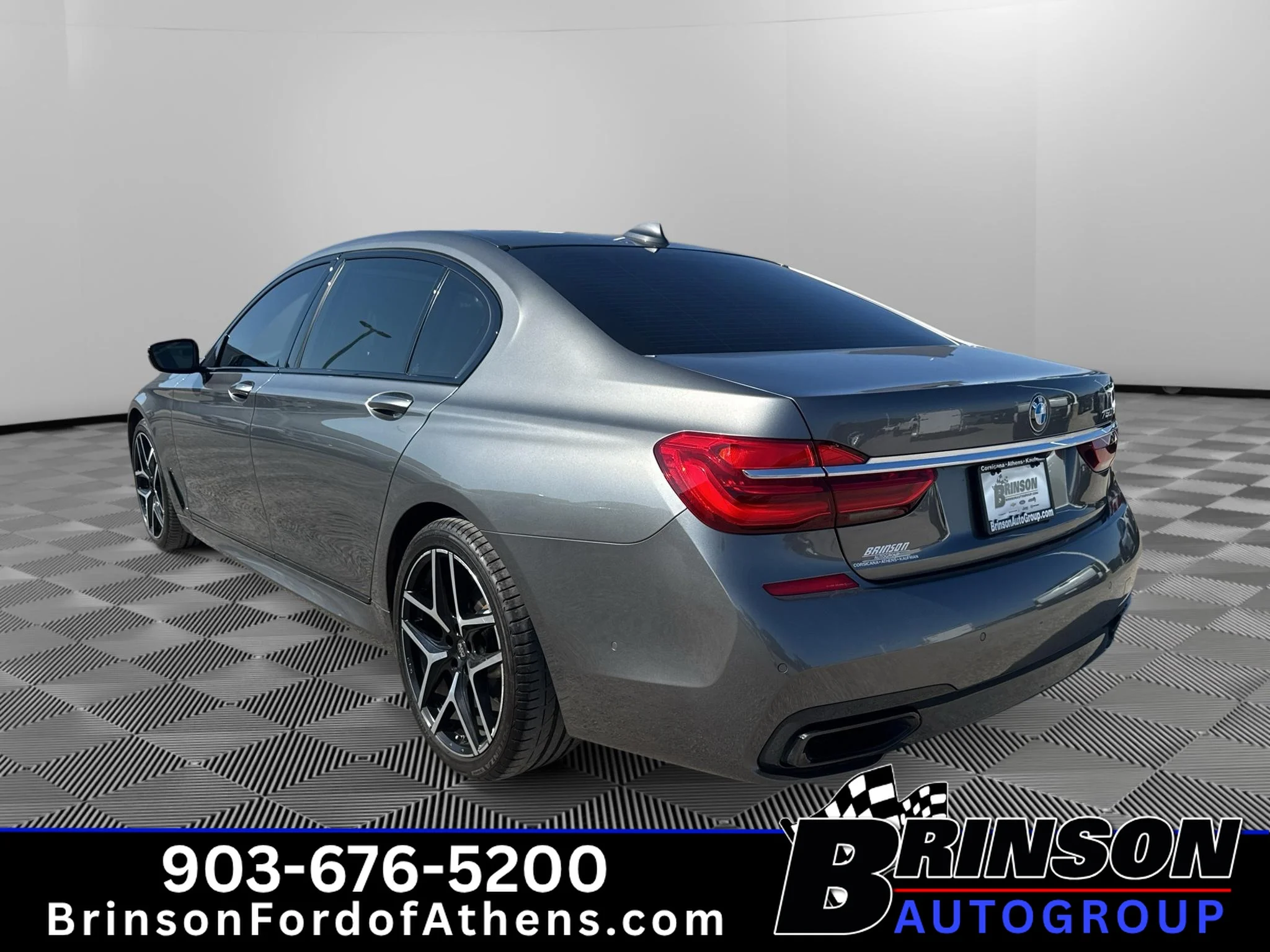 Used 2019 Magellan Gray Metallic BMW 750i image 7