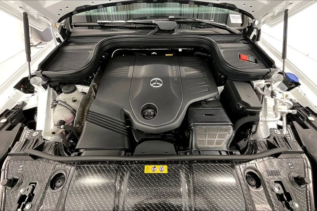 New 2026 Polar White Mercedes-Benz GLS 450 image 29