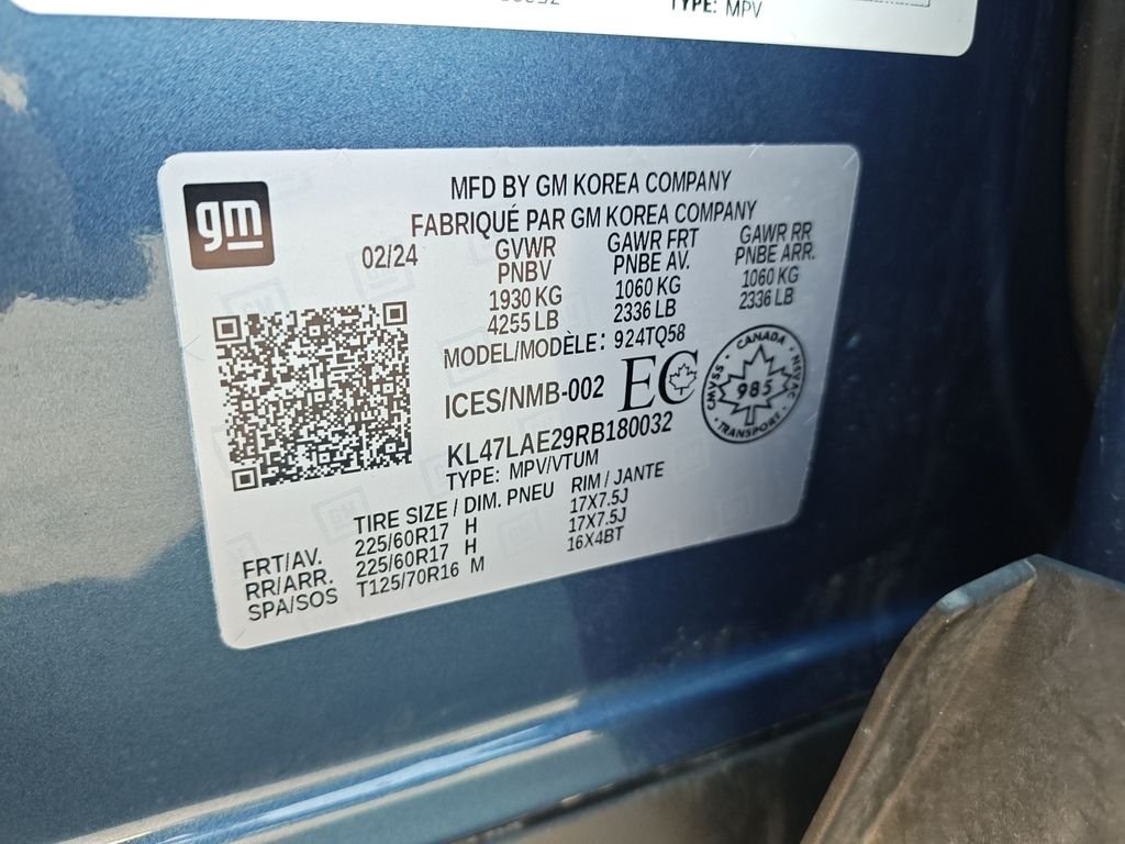 Used 2024 Blue Buick Preferred image 25