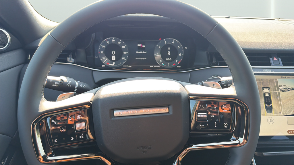 New 2026 Santorini Black Land Rover S image 25