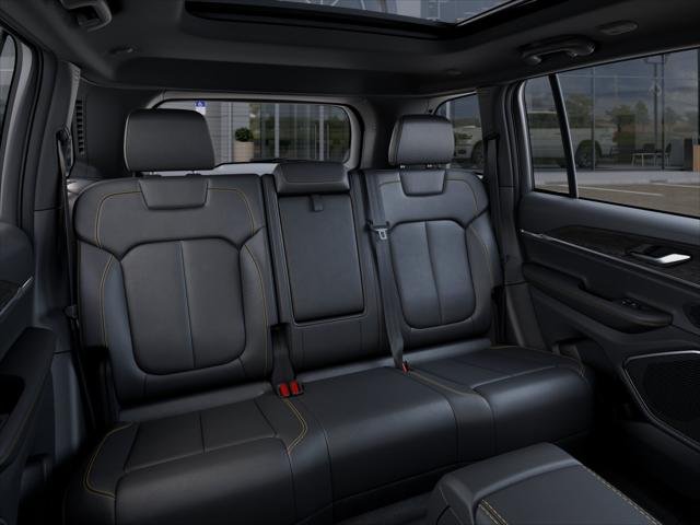 New 2026 Diamond Black Crystal Pearlcoat Jeep 85th Anniversary Edition image 15