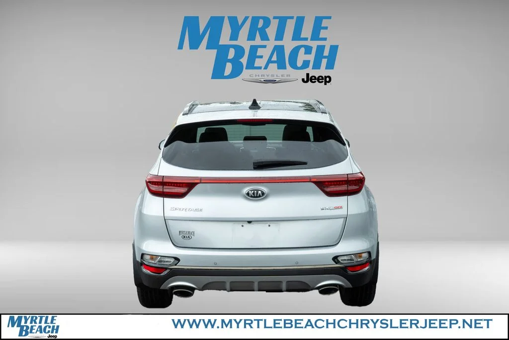 Used 2022 Sparkling Silver Kia SX image 5