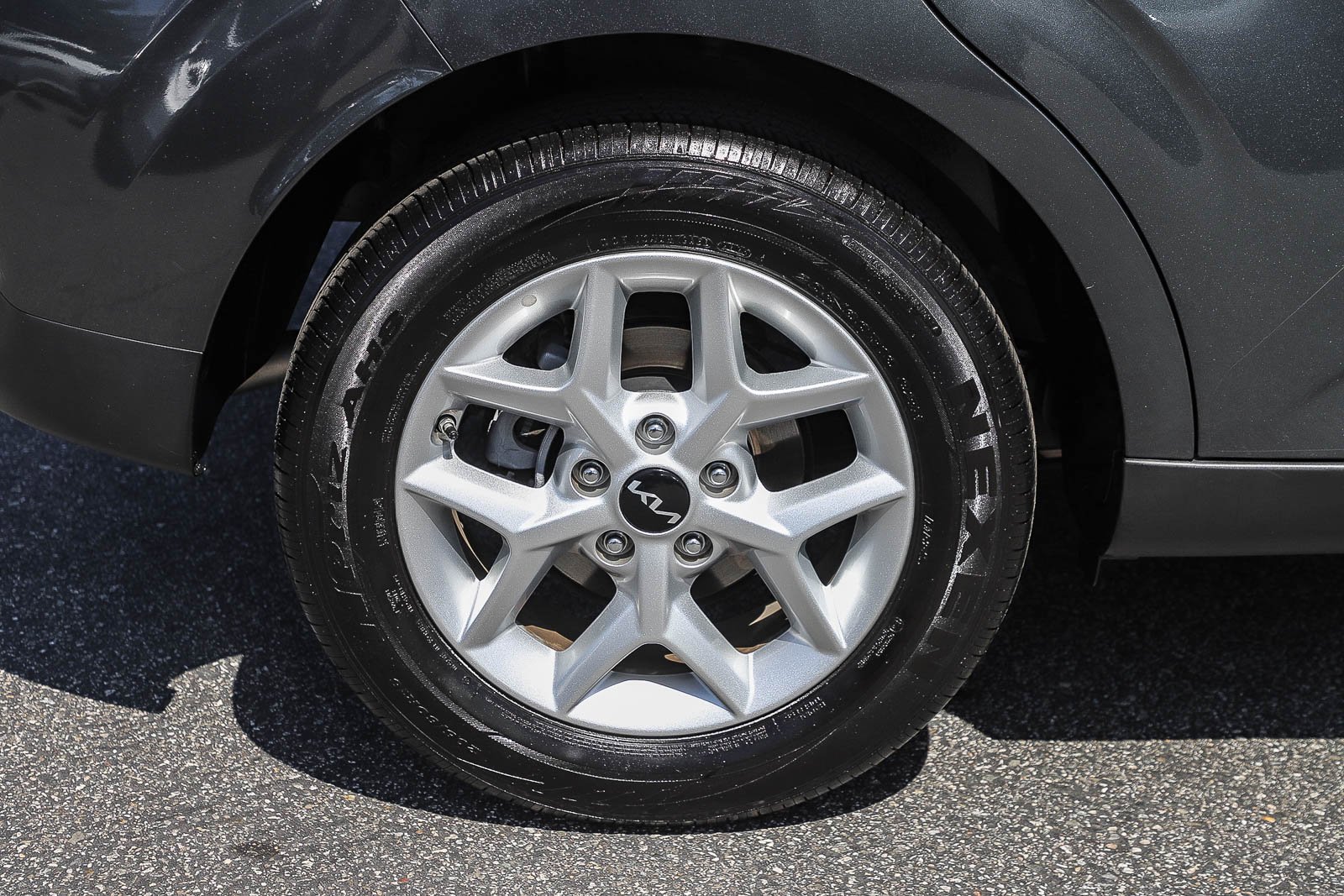 Used 2025 Gravity Gray Kia LX image 13