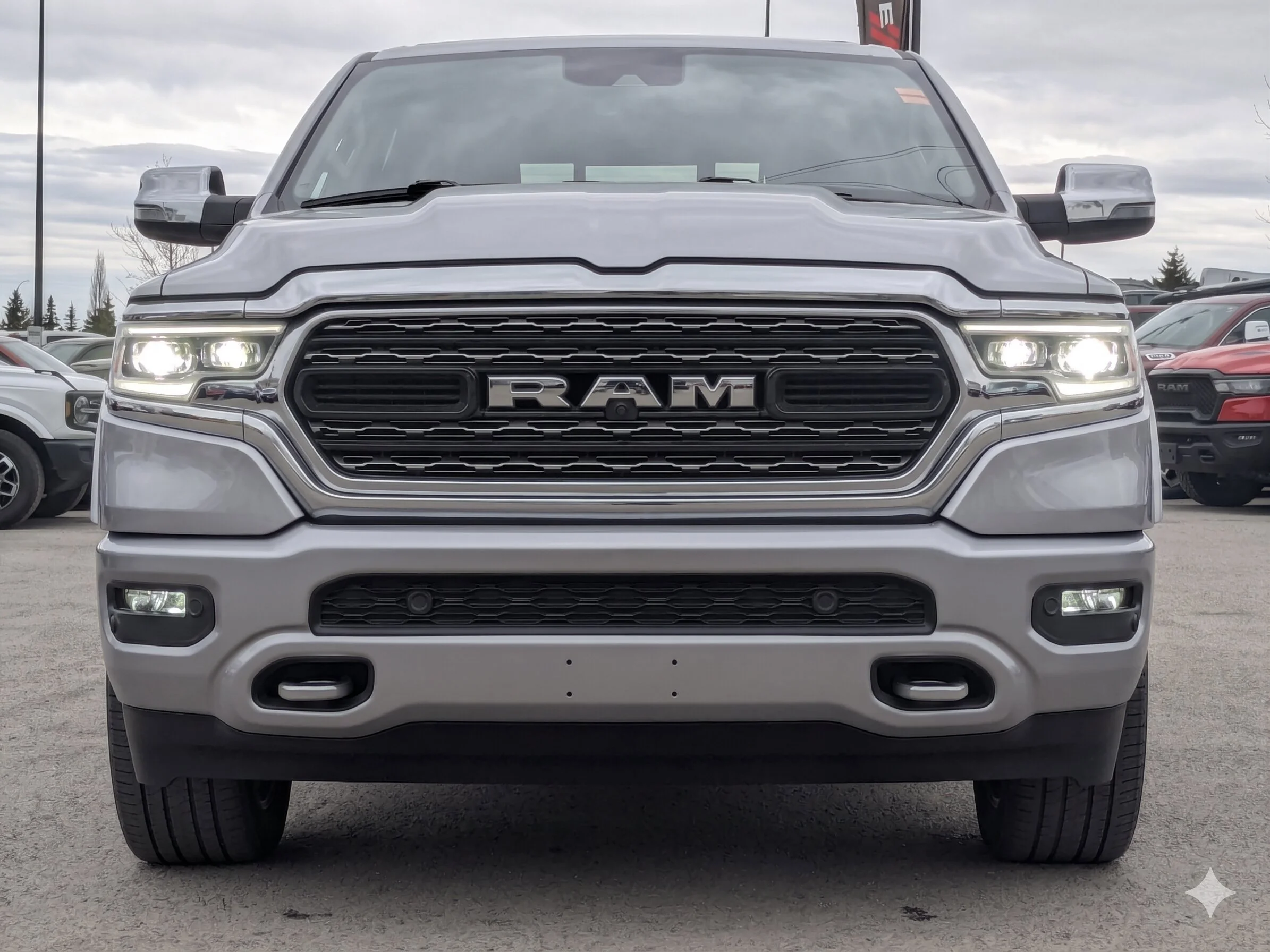 Used 2023 Silver RAM Limited - - Elite Pkg  - Ltd Lvl 1 Grp  - Pano Sunroof  - 22 Wheels  & More image 3