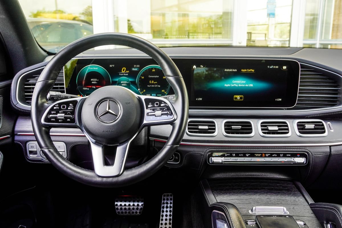 Used 2023 Gray Mercedes-Benz GLS 580 image 15