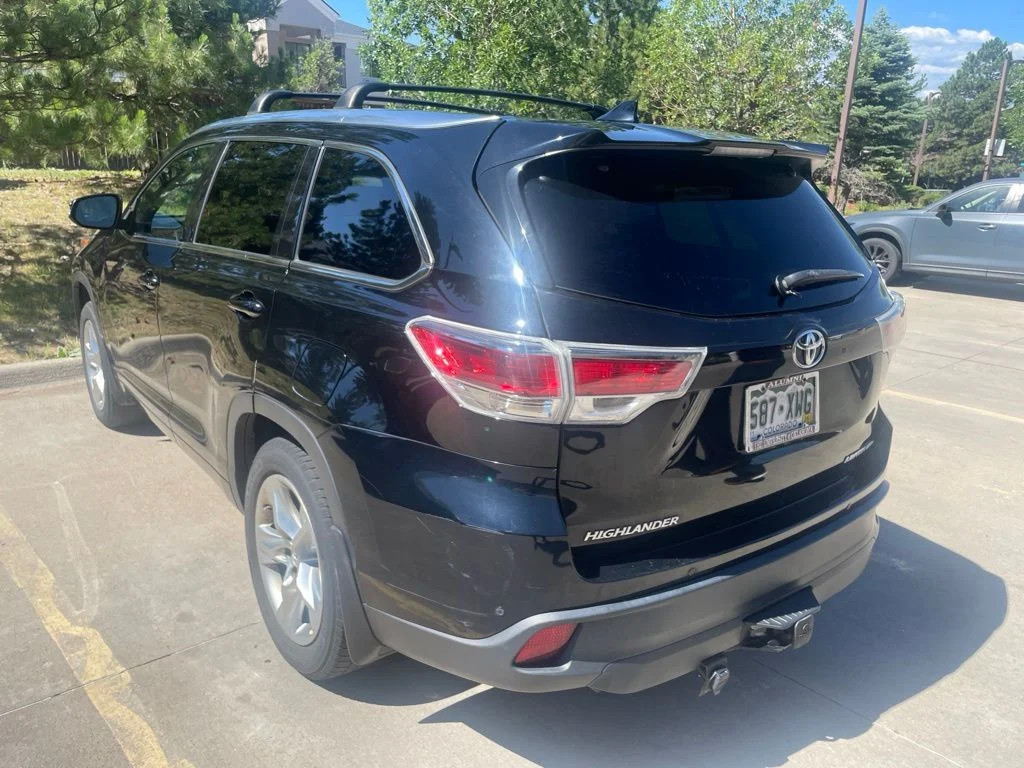 Used 2015 Black Toyota Limited image 3