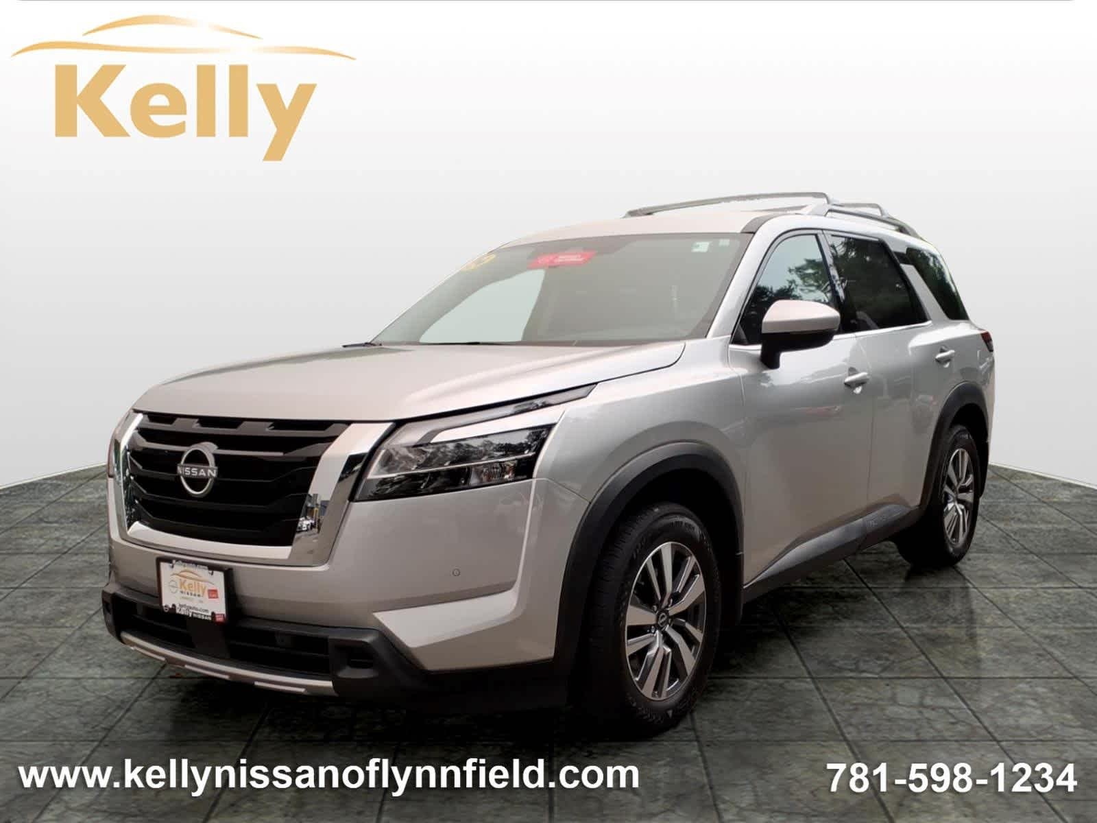 2024 Nissan Pathfinder SL