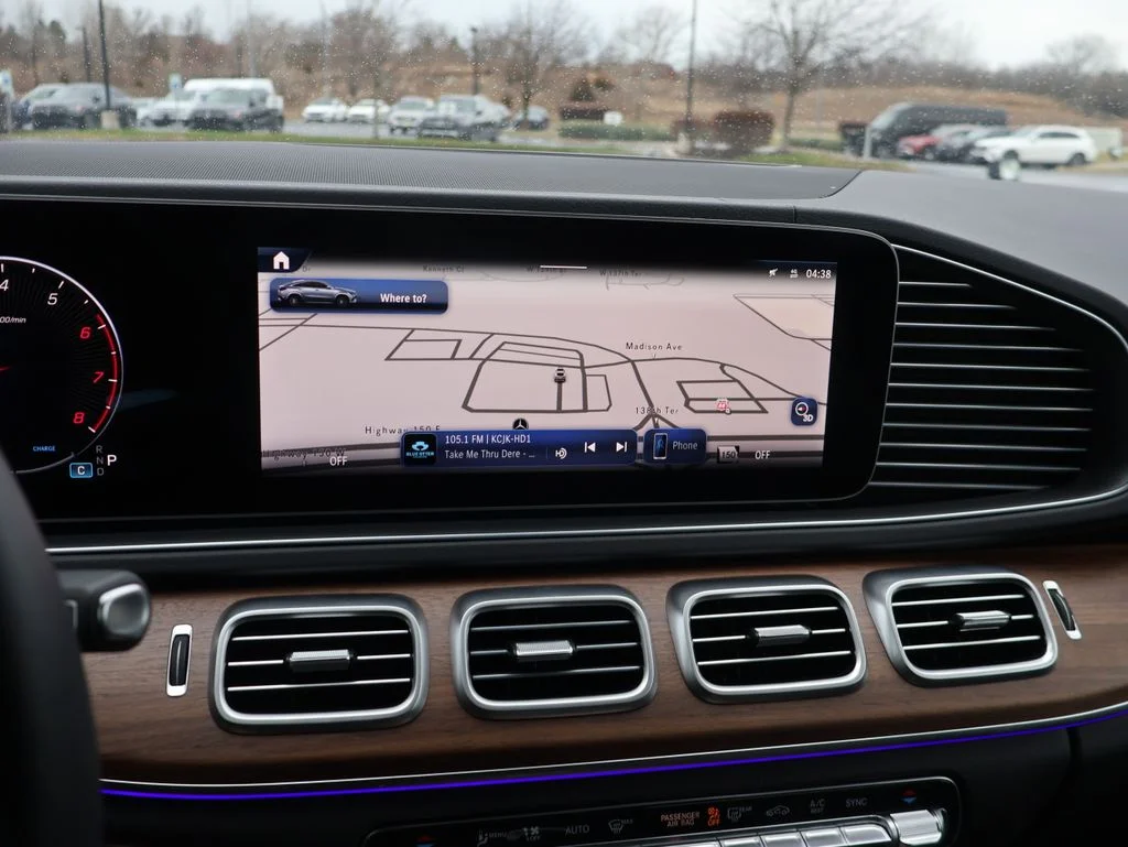 Used 2025  Mercedes-Benz GLE 450 image 22