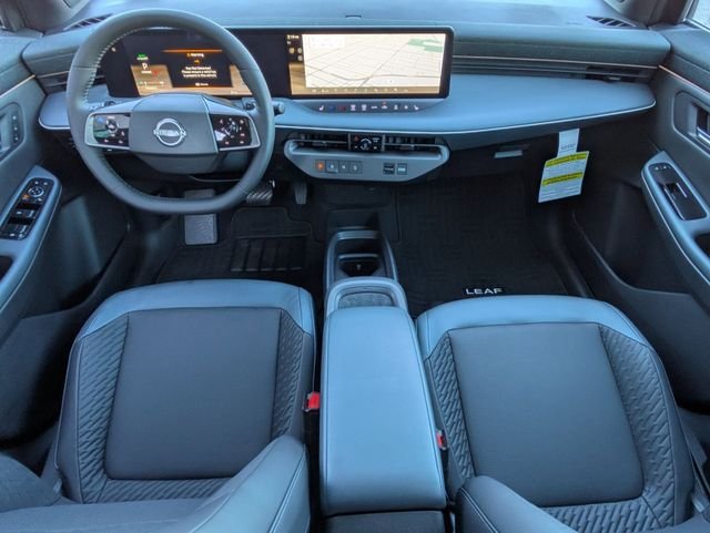 New 2026 Boulder Gray Pearl / Super Black Two-tone Nissan Platinum+ image 7