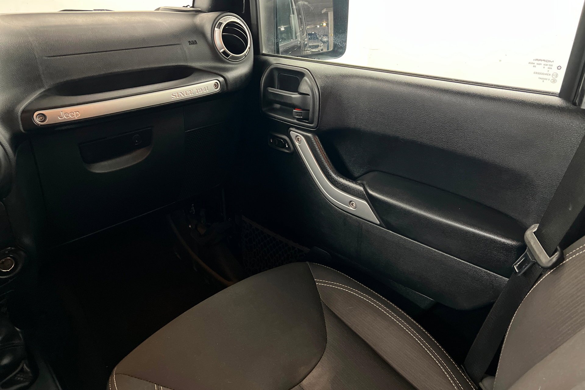 Used 2016 Black Clearcoat Jeep Rubicon image 11