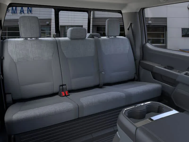 New 2026 Avalanche Ford F-350® XLT image 11