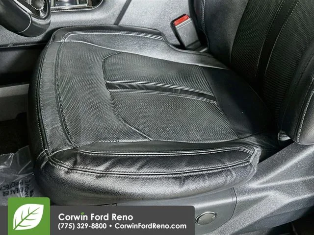 Used 2020 Black Ford Limited image 22