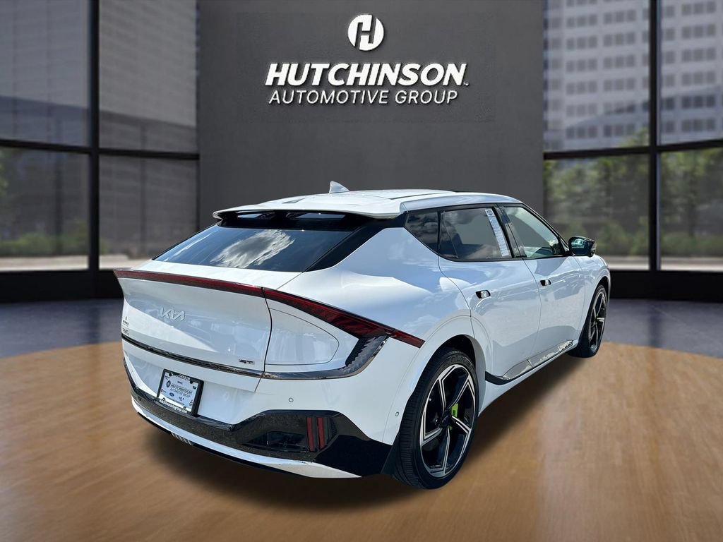 Used 2023  Kia GT image 7