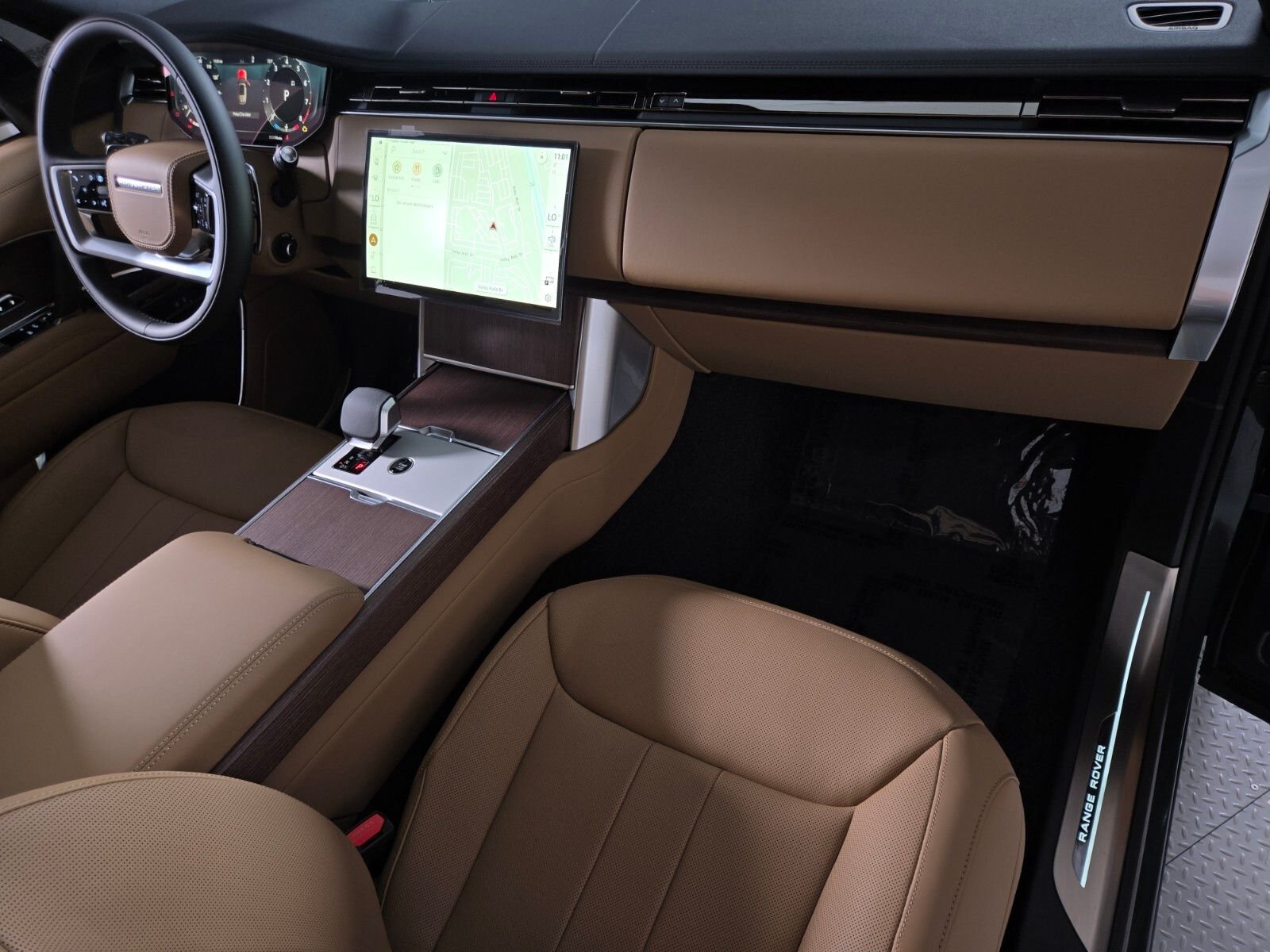 New 2026 Belgravia Green Land Rover SE image 19