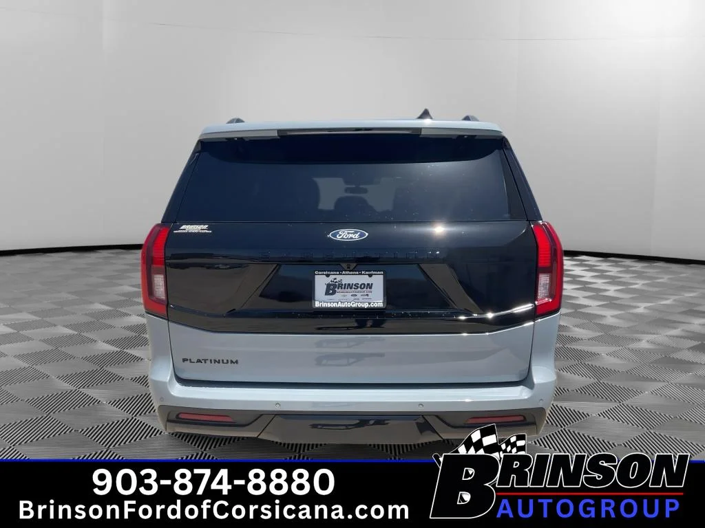 New 2027 Glacier Gray Metallic Tri-Coat Ford Platinum image 4