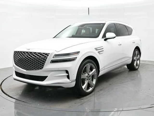 Used 2023 Uyuni White Genesis 4DR AWD 2.5 image 3