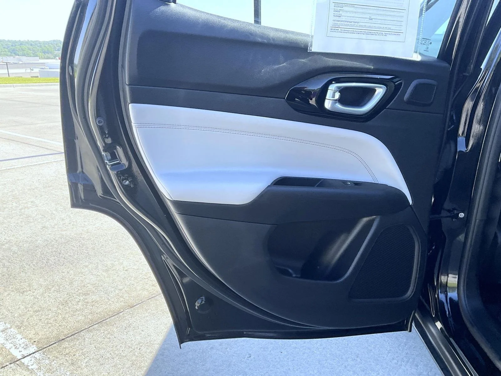 Used 2023 Black Jeep Limited image 18