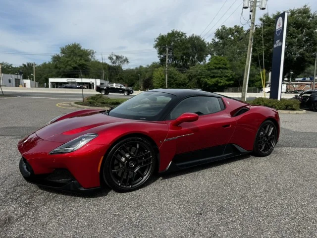 Used 2022 RED Maserati  image 10