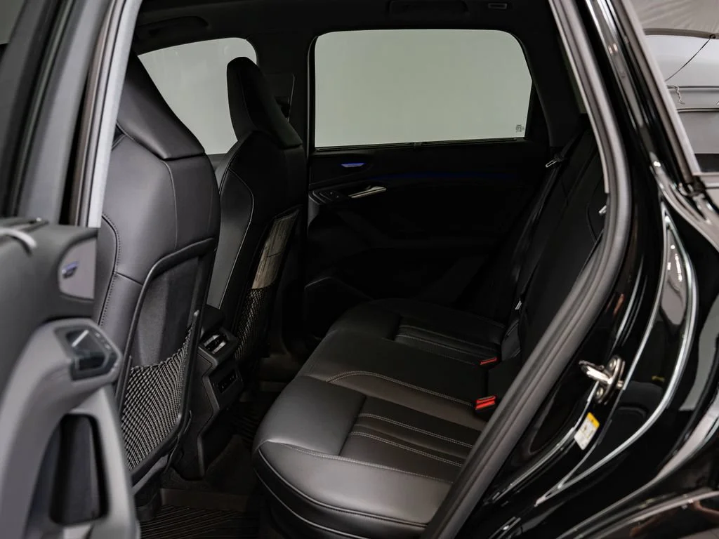Used 2025 Mythos Black Metallic Audi Premium Plus image 41