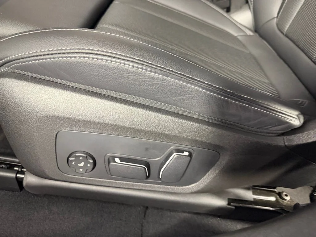 Certified Used 2025 Black BMW xDrive30i image 26